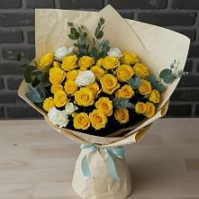 Букет цветов из:  Розы в Троицком Сахалинской области