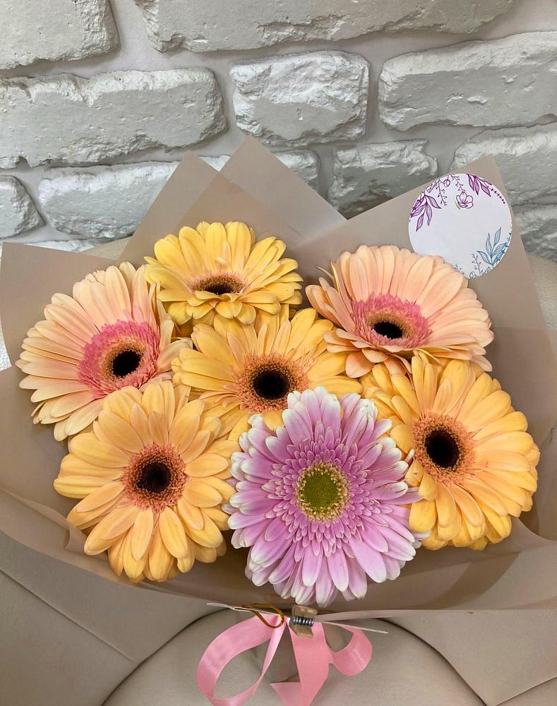 Букет цветов из: Герберы в Троицком Сахалинской области