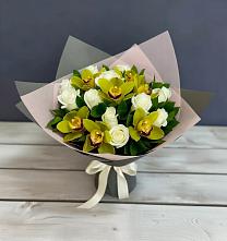 Букет цветов из:  Орхидеи и Розы в Троицком Сахалинской области