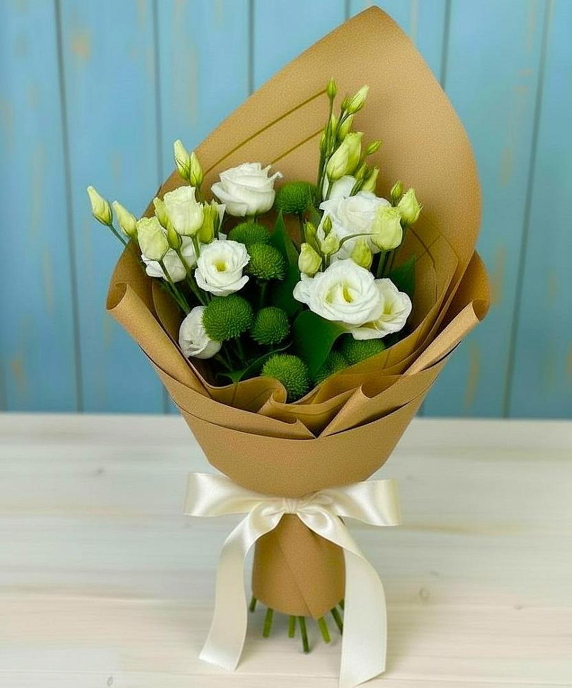 Букет цветов из: Хризантемы и Лизиантусы в Троицком Сахалинской области