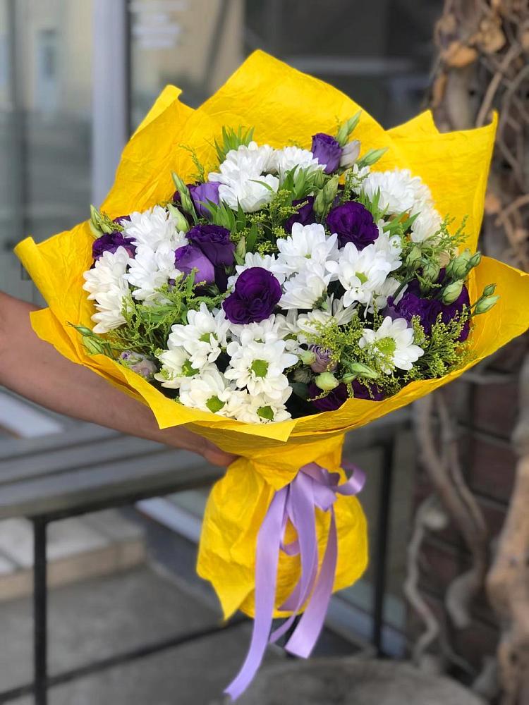 Букет цветов из: Ирисы, Хризантемы и Ромашки в Троицком Сахалинской области