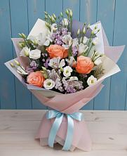 Букет цветов из:  Лизиантусы, Розы, Альстромерии и Гипсофила в Троицком Сахалинской области