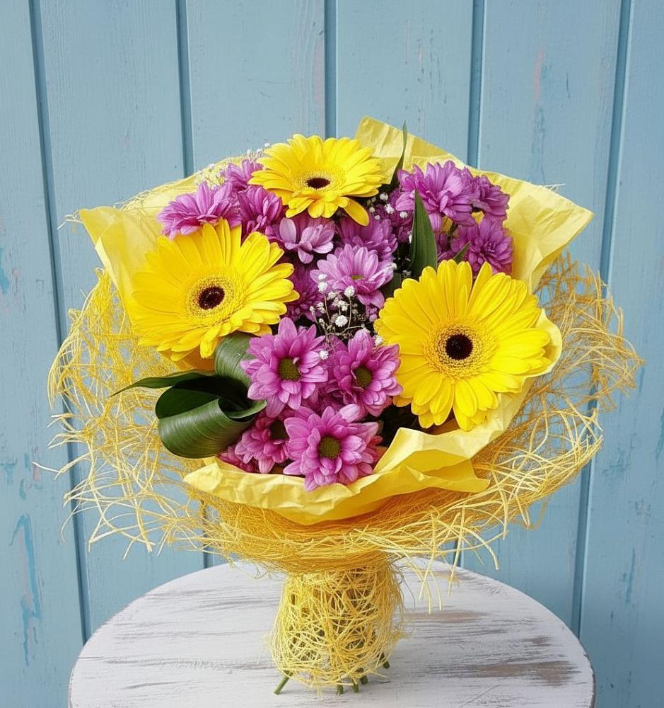 Букет цветов из: Хризантемы и Герберы в Троицком Сахалинской области