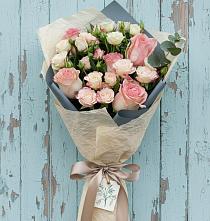 Букет цветов из:  Розы в Троицком Сахалинской области