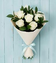 Букет цветов из:  Розы в Троицком Сахалинской области