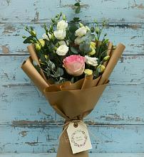 Букет цветов из:  Розы и Лизиантусы #REPLACE_PRED# Троицком Сахалинской области