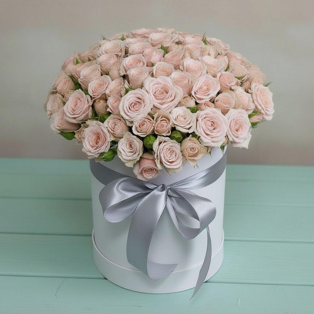 Цветочная композиция из Розы в шляпной коробке в Троицком Сахалинской области